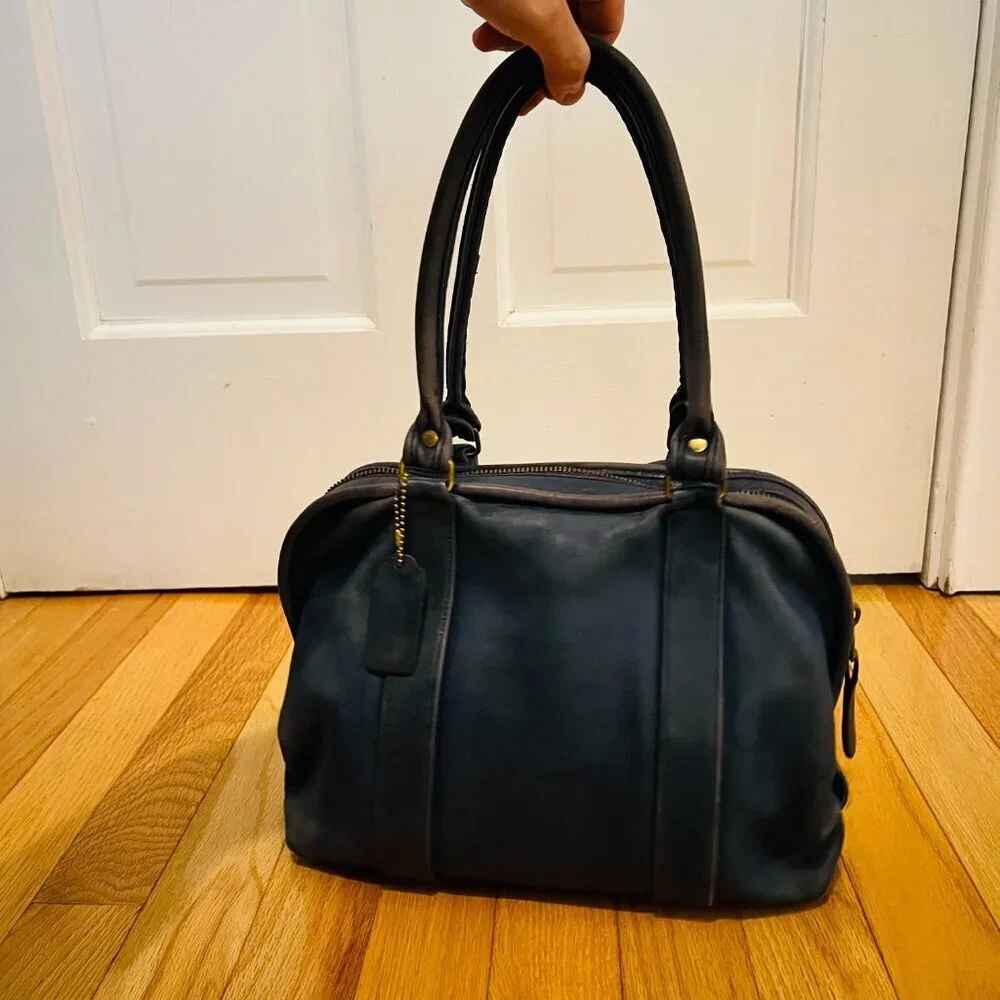 Vintage Coach 80’s Made in the USA Soft Navy Leather Satchel Doctor Bag - Picture 9 of 16